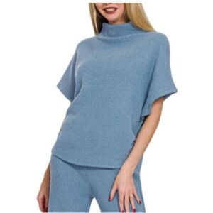 Zenana Women’s Blue Waffle Knit Mock Neck Lounge Top Sz L